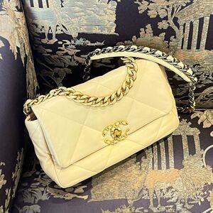 Chanel Women Pre-Loved Bag Very Good Condition